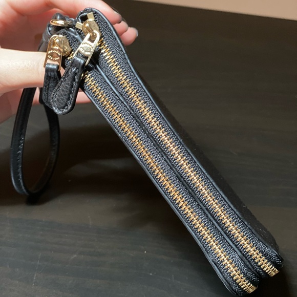 Coach Pebble Leather Double Corner Zip Wristlet Black F66505 - Picture 4 of 8